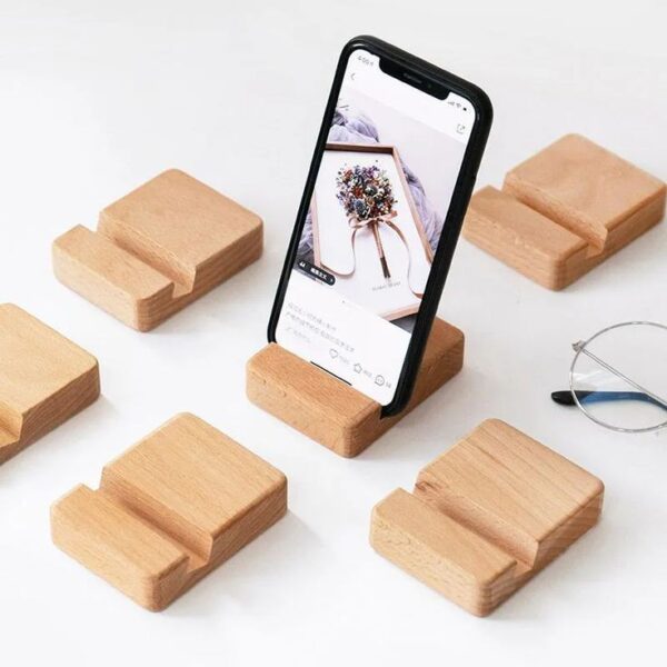 Handmade wooden mobile stand for all smartphones – natural material and portable size